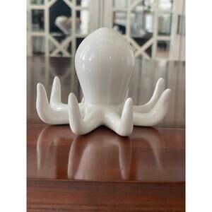 White Ceramic Octopus Ring Holder